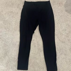 Fabletics Trinity Motion365 High-Waisted Legging